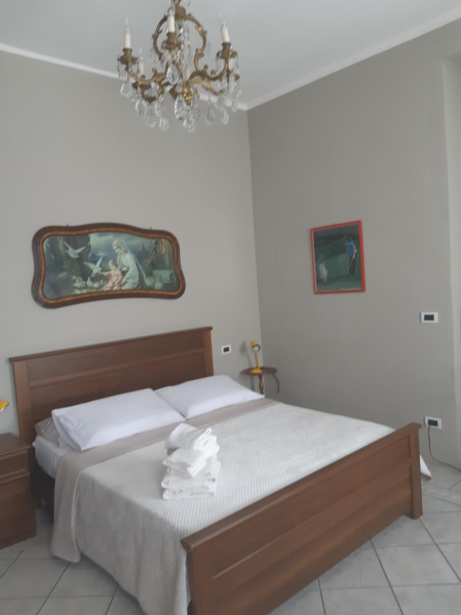 Ferienwohnung Dimora Palma Di Barolo Exterior foto